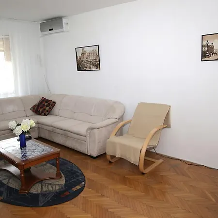 דירה Central Luxurious Spacious