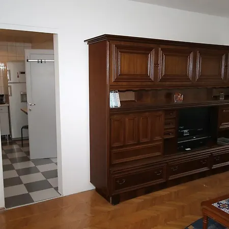 דירה Central Luxurious Spacious בוקרשט